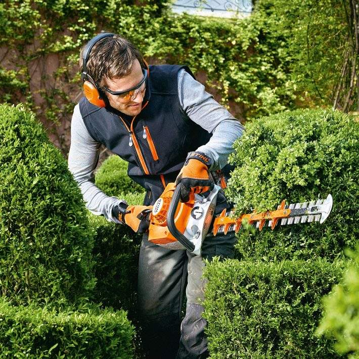 TAILLE-HAIE STIHL THERMIQUE HS 56 C 60cm