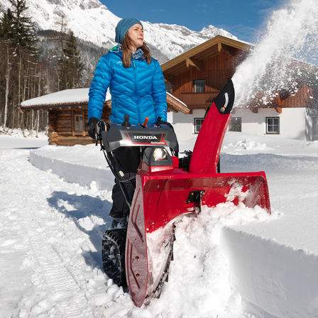 Matériel Motoculture - FRAISE A NEIGE HONDA HSS760AET