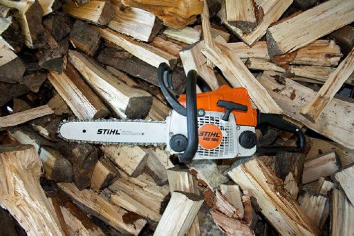 TRONÇONNEUSE STIHL  MS 180