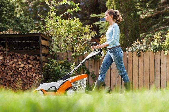 TONDEUSE À GAZON STIHL ÉLECTRIQUE RMA 339 C