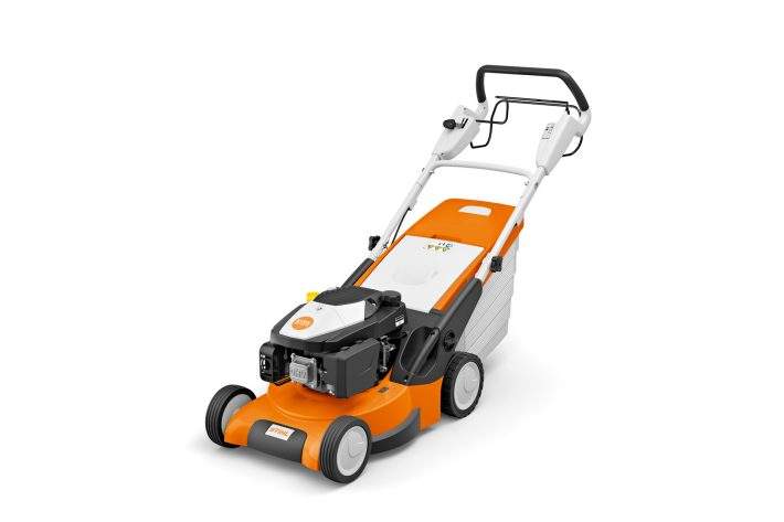 TONDEUSE À GAZON  STIHL THERMIQUE TRACTÉE RM 545.1 VE