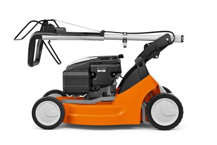 TONDEUSE A GAZON STIHL thermique tractée RM 448 TC