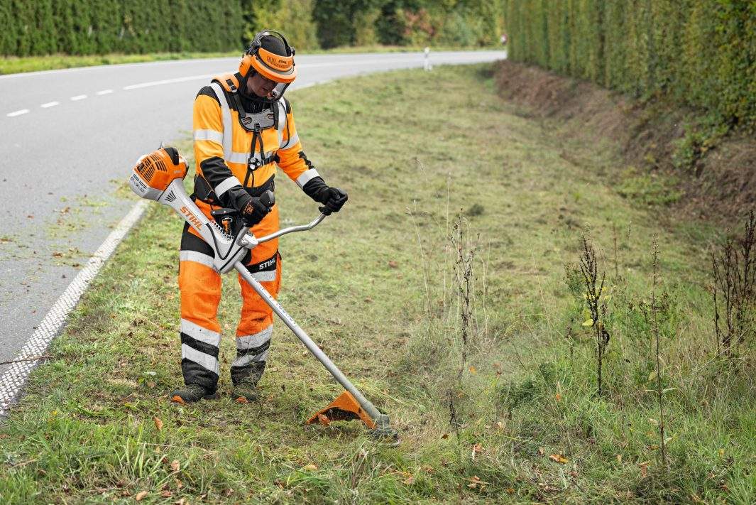 DÉBROUSSAILLEUSE THERMIQUE STIHL FS 561 C-EM